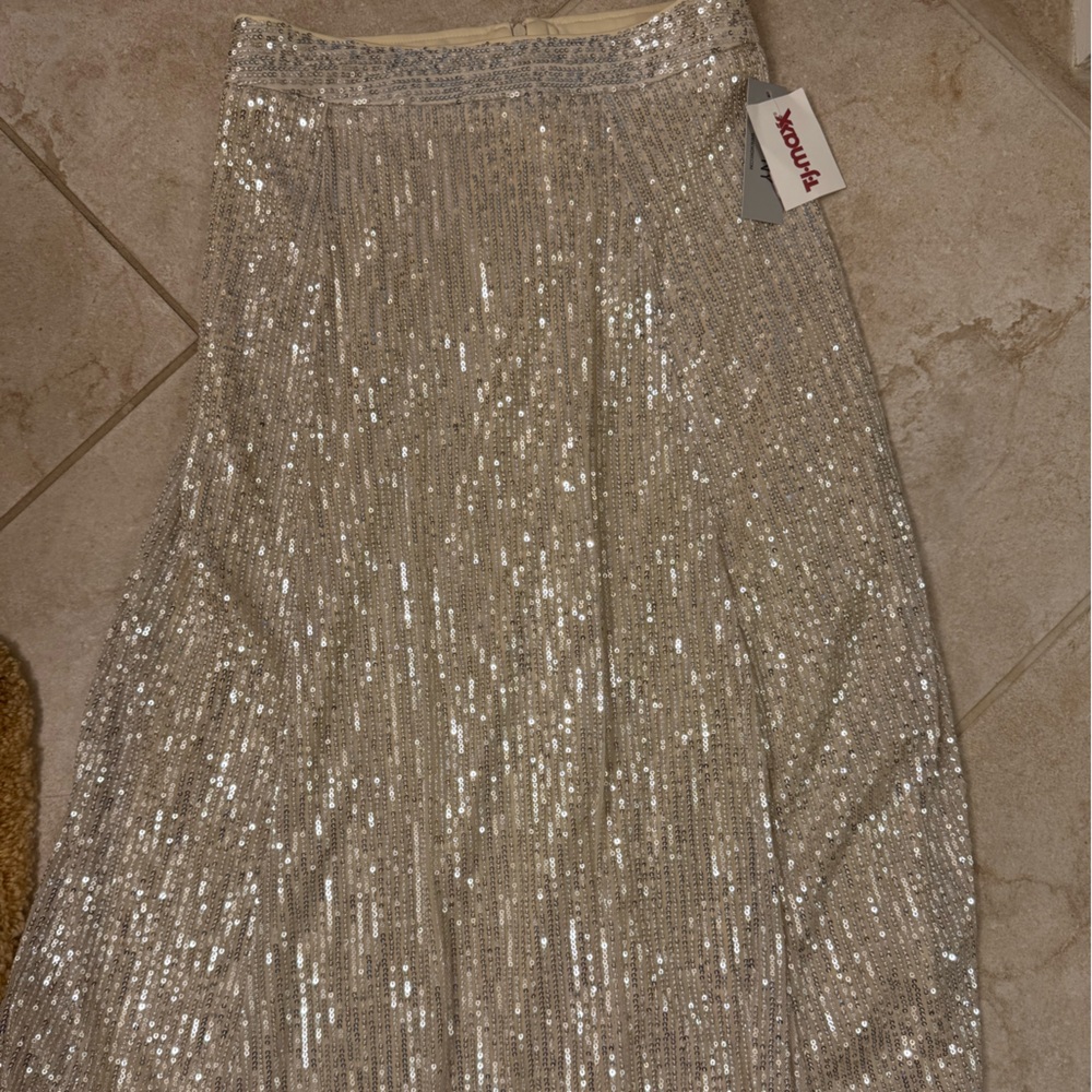 Gold sparkly skirt